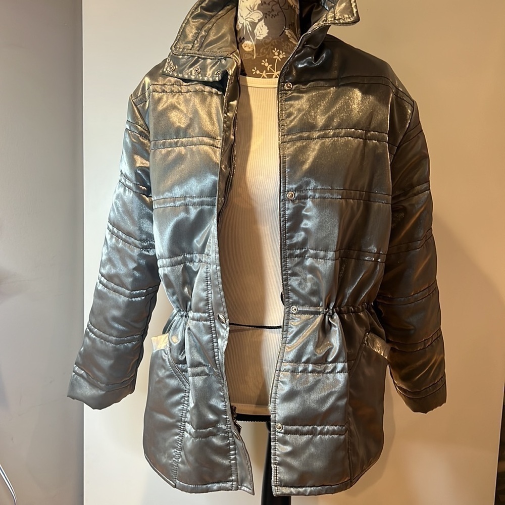 St John Sz 6-8 Petite Silver Fleece Lines Parka Snap Closure Jacket Coat
